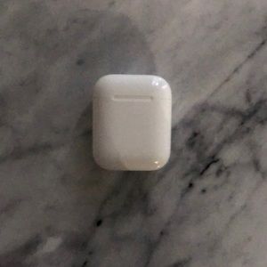 Apple AirPods